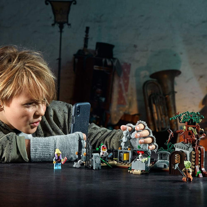 Lego Hidden Side 70420 - Geheimnisvoller Friedhof, Geister Spielset (335 Teile)