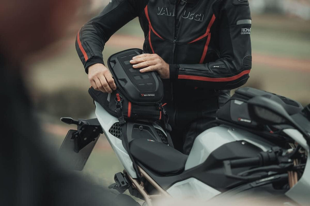 PRO Roadpack Tail Bag 1680D Ballistic Nylon. Black/Anthracite. 8-14 l.