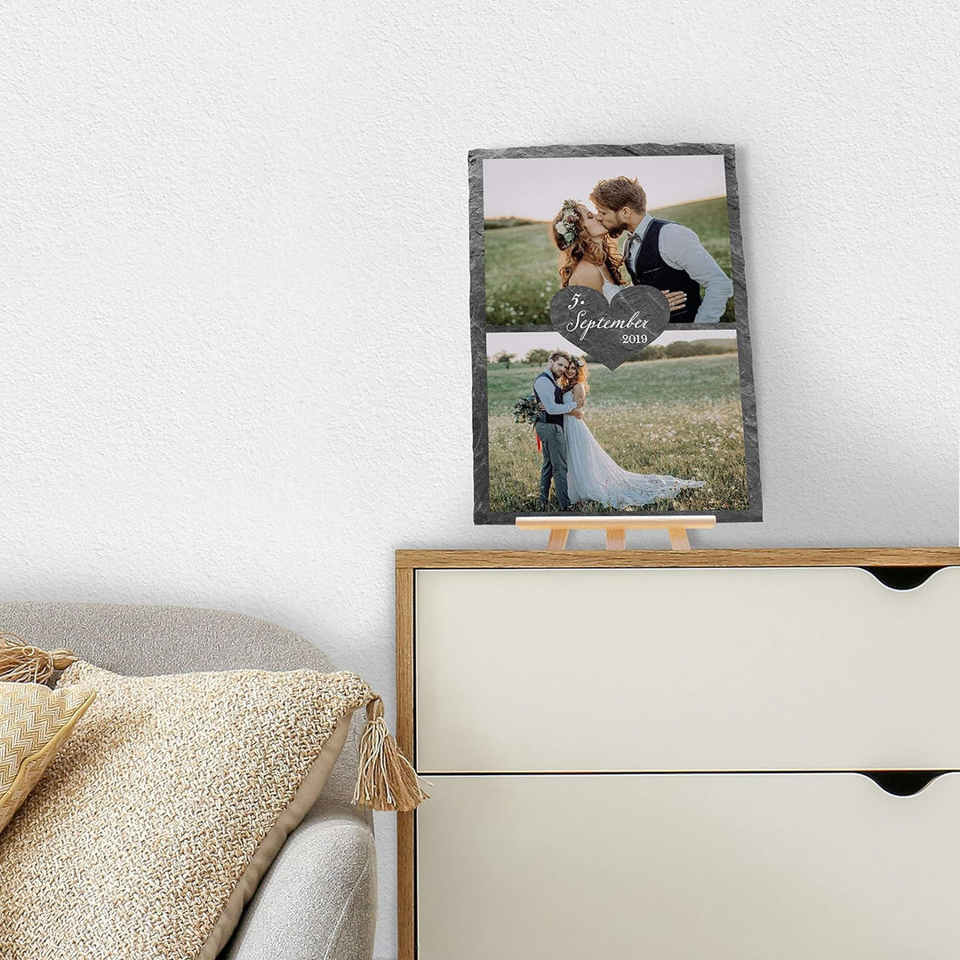 wandmotiv24 Schiefertafel Hochzeit mit Staffelei, Personalisierbar Digitaldruck 2 Farb-Fotos + Datum