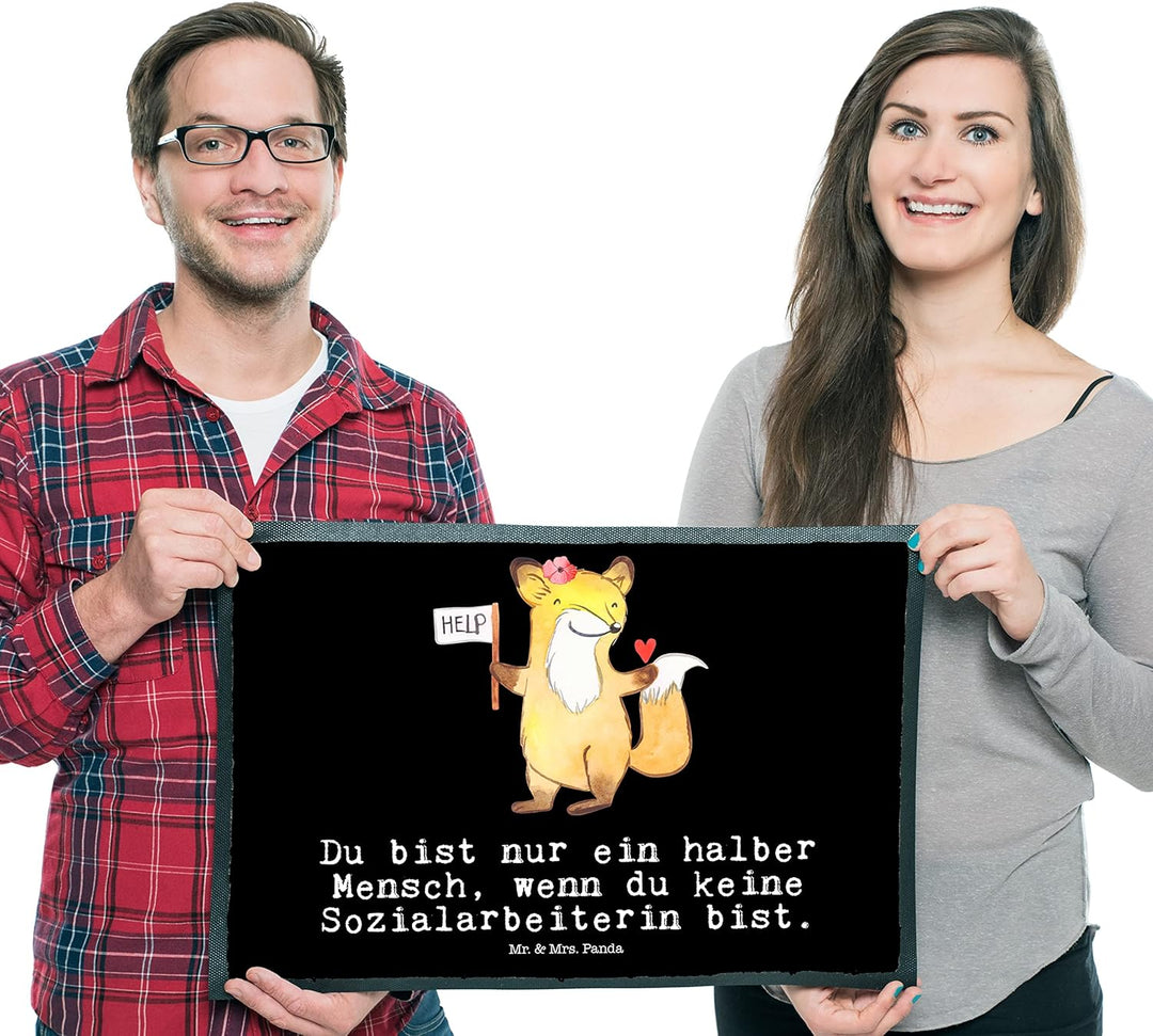 Mr. &amp; Mrs. Panda 50 x 75 cm Fussmatte Sozialarbeiterin mit Herz - Geschenk, Kollege, Schmutzfänger,