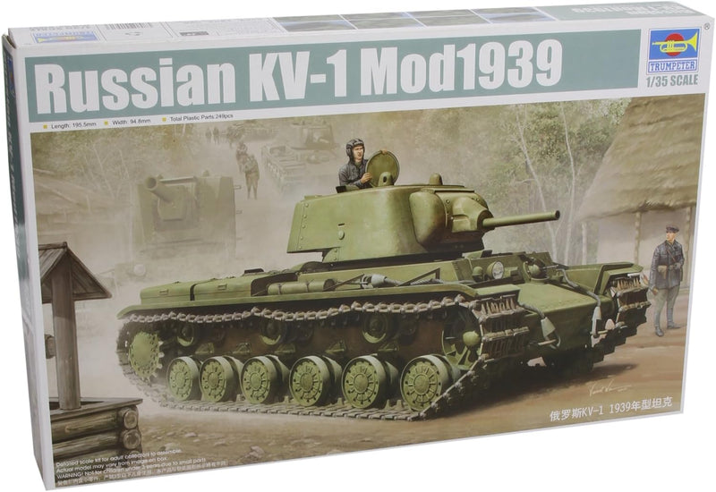 Trumpeter 01561 Modellbausatz KV-1M 1939