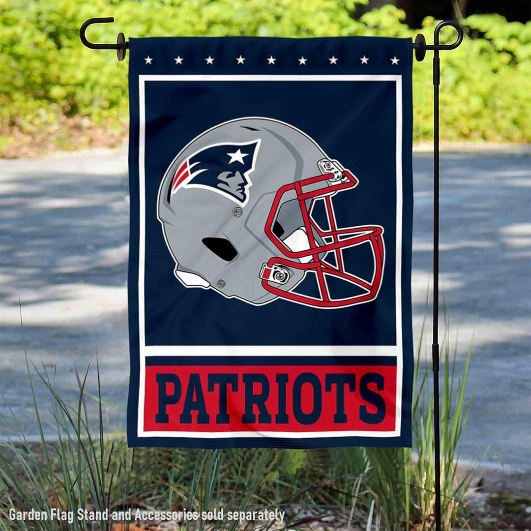 WinCraft New England Patriots Decorative Yard Garden Flag