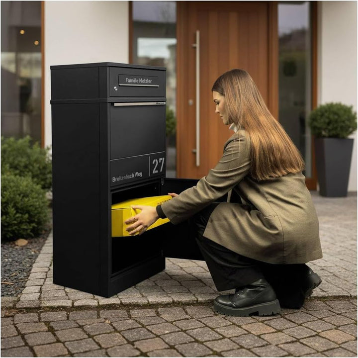 Metzler Paketbox draussen gross in Schwarz RAL9005 - Briefkasten mit Paketfach personalisiert mit Gr