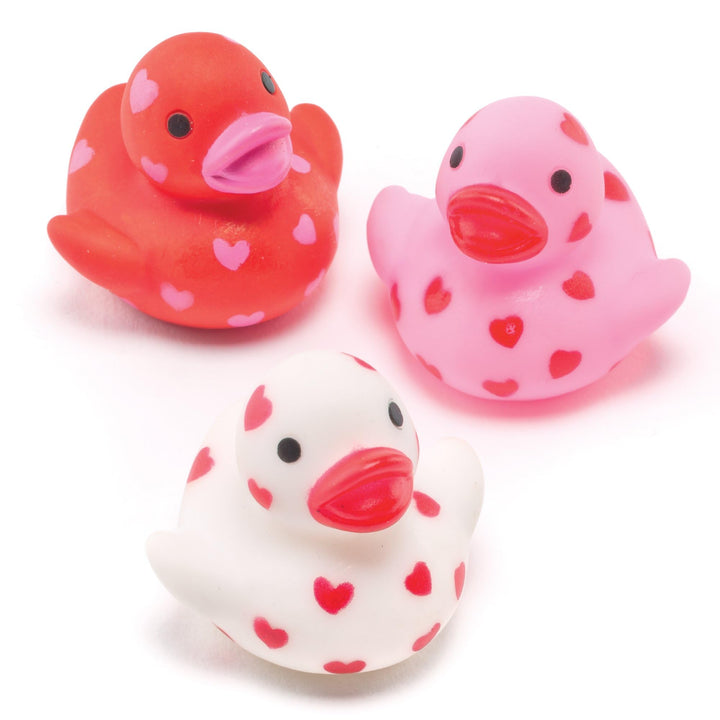 Baker Ross AF217 Mini-Herz, schwimmende Gummienten (6 Stück), perfekter Partygeschenk-Taschenfüller
