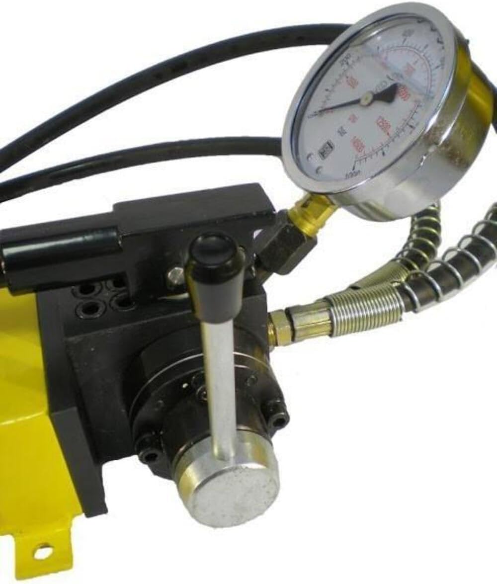 Hydrafore Double Acting Hydraulic Hand Pump (700, 3000 CM3) - B-700S