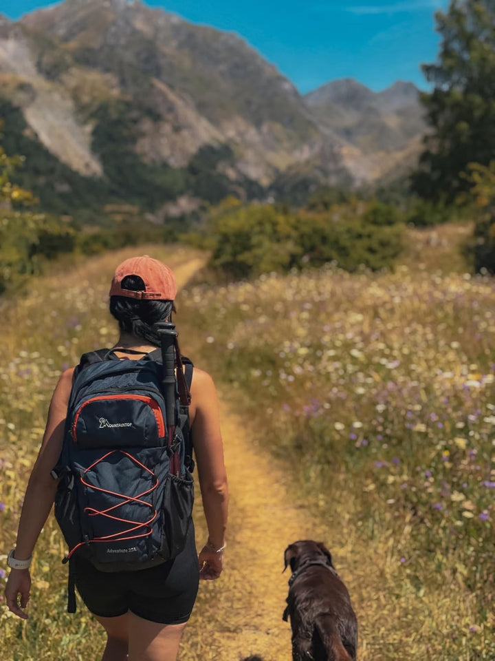 Mountaintop 25L/30L Wanderrucksack Daypack Damen Herren für Tageswanderungen, Outdoor, Radtouren 25L