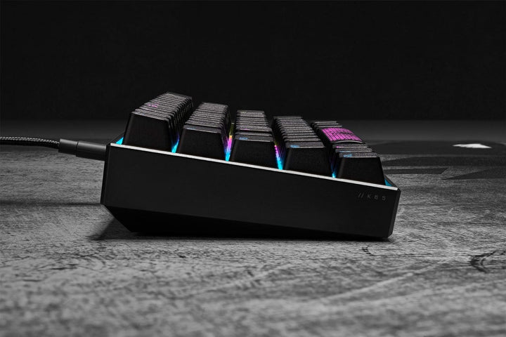 Corsair K65 RGB-LED, Cherry MX Speed Noir