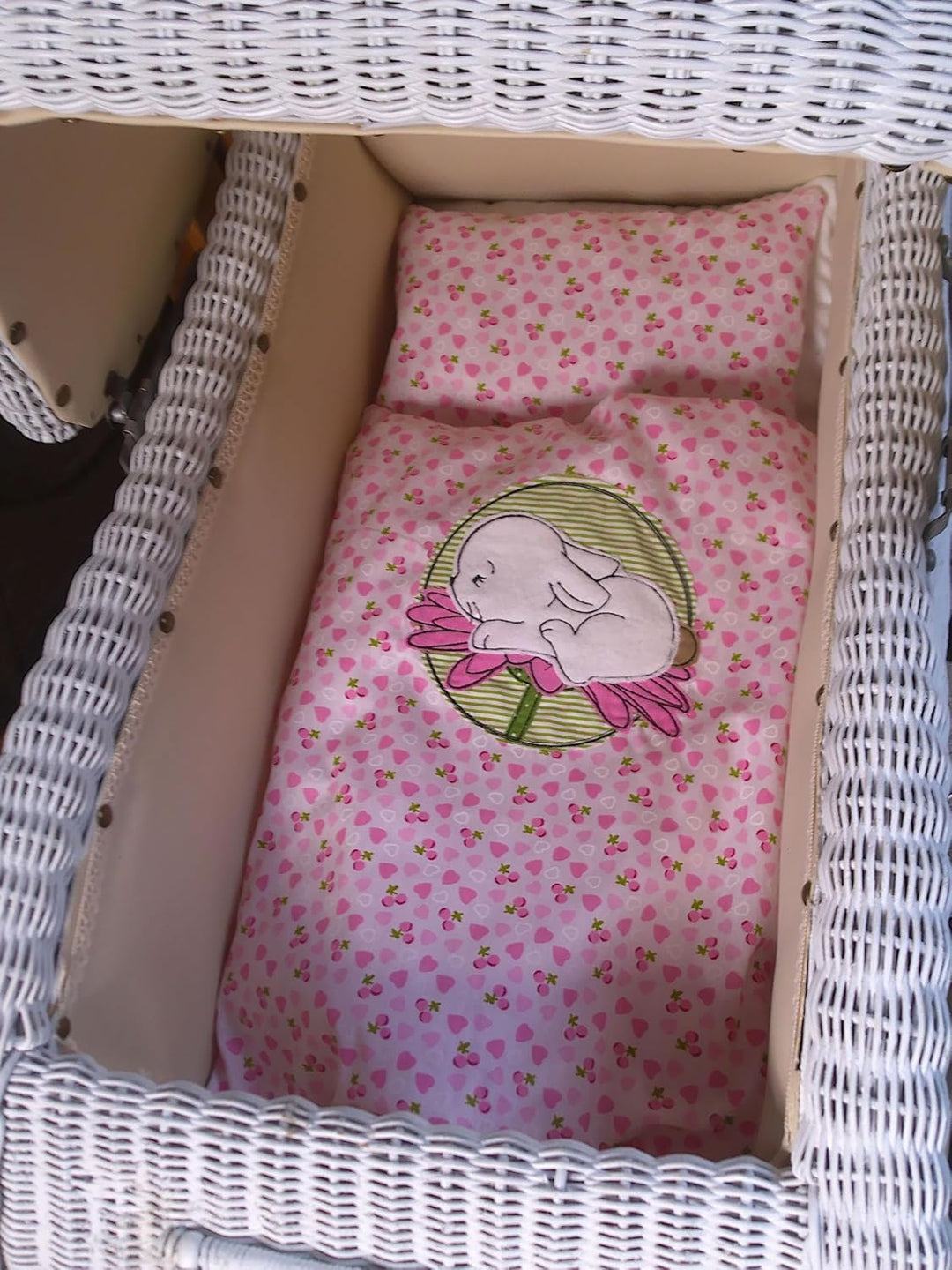 Puppenbettwäsche rosa Herzchen-Design, 4 Variaten, für Puppenwagen,-bett oder Puppenbuggy (Hase auf