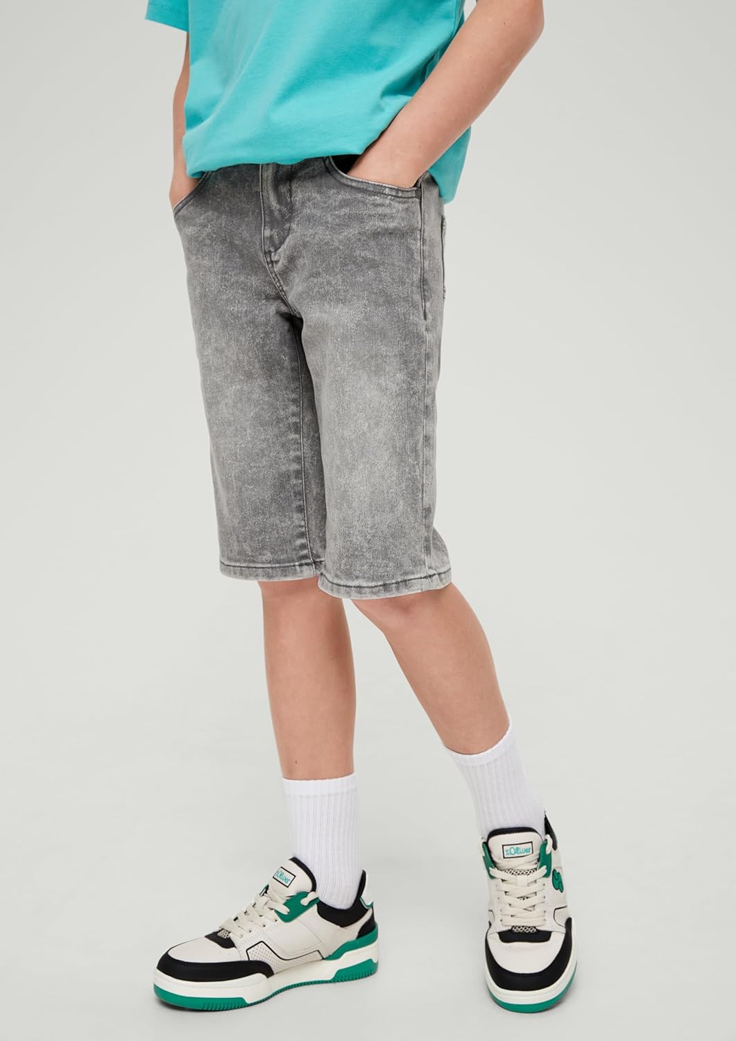 s.Oliver Jungen Jeans Bermuda, Fit Seattle 134 Slim Grey/Black, 134 Slim Grey/Black