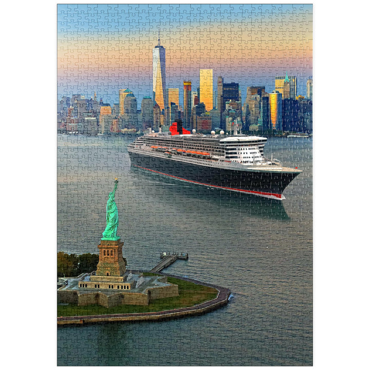 Freiheitsstatue, mit Queen Mary 2 und One World Trade Center, Manhattan, New York, USA - Premium 100
