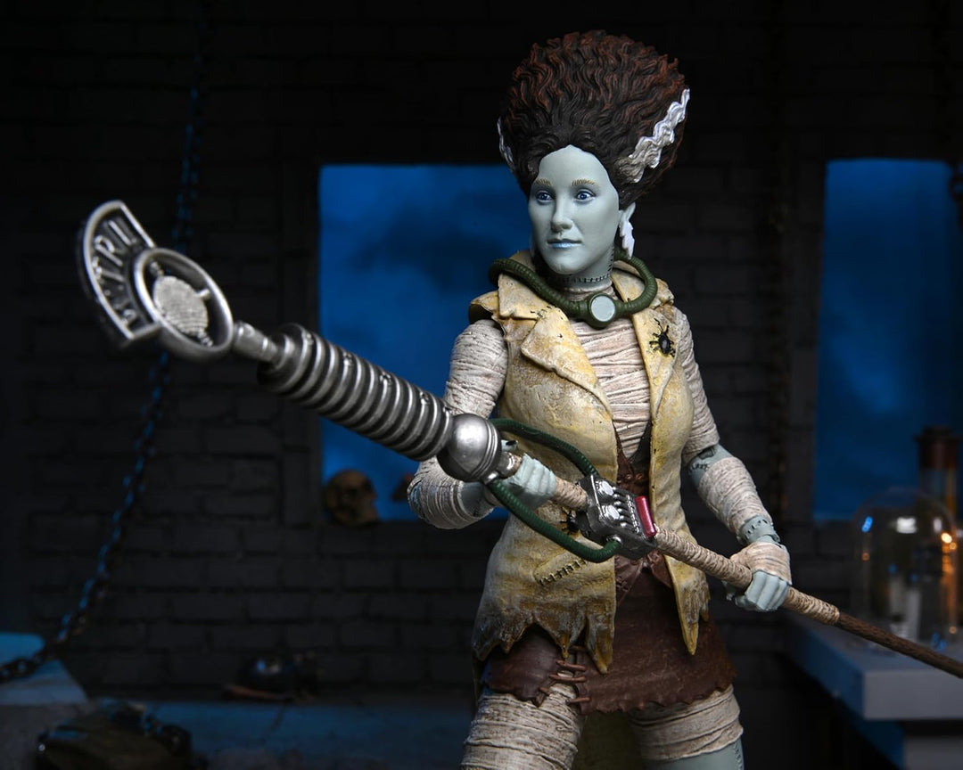 Générique NECA – Universal Monster vs TMNT April as The Bride of Frankenstein Ultimate 7 Action Figu