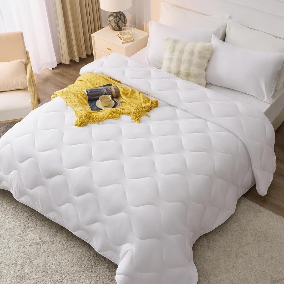 WAVVE Bettdecke 240x260 cm Ganzjahresdecke 4 Jahreszeiten, Steppdecke 270gsm Mikrofaser 260x240, Sup