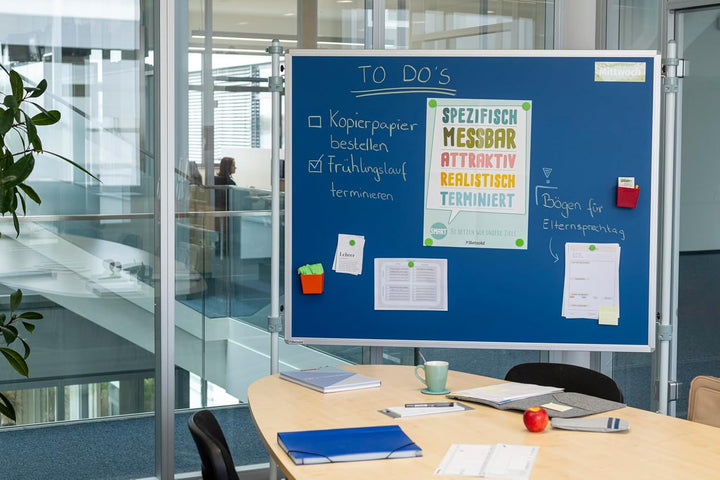 Betzold Stellwand - 150 x 120 cm Schultafel Beistelltafel Raumteiler Infoboard ohne Stativ - blau -