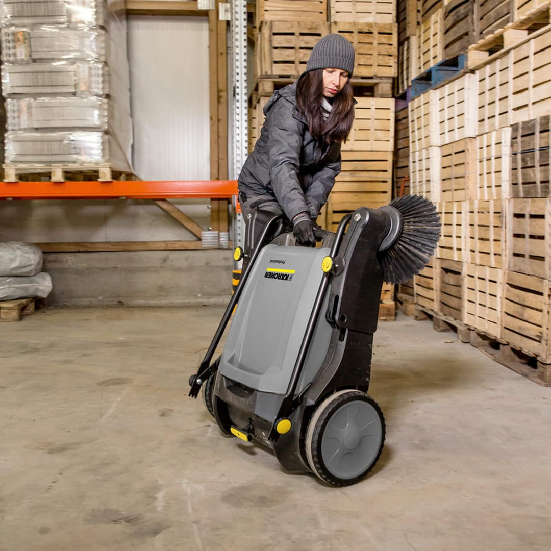 Kehrmaschine KM 70/20 C mit 2 Seitenbürsten
