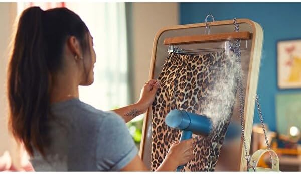 Philips 3000-Serie Tragbarer Dampfglätter - 1000 W, Kompakt und Faltbar, 100ml Wassertank konstante