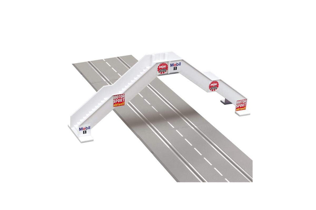 Carrera Carrera 20021119 - Fussgängerbrücke