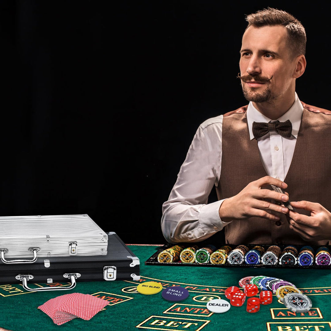 Pokerkoffer Set 500 Chips Pokerset mit 2 Pokerdecks, 5 Würfeln & Dealer-Buttons im Aluminiumkoffer (