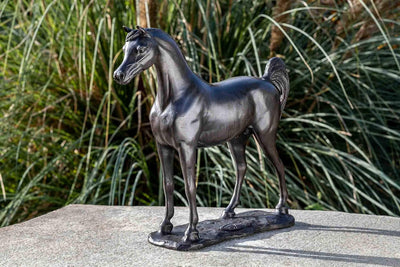 IDYL Bronze-Skulptur Arabisches Pferd | 30x10x33 cm | Tierfigur aus Bronze handgefertigt | Wetterfes