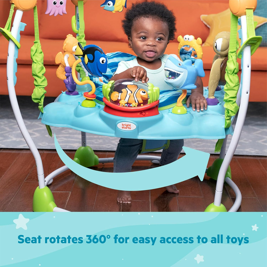 Bright Starts, Disney Baby, Findet Nemo Spring- und Spielcenter mit Spielstation mit Lichtern und Mu
