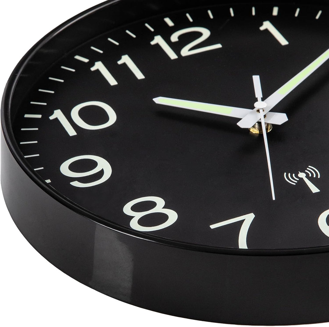 VIVILINEN Funkuhr Wand Beleuchtet Wanduhr Funk Geräuschlos ohne Tickgeräusche Uhr Wand für Schlafzim