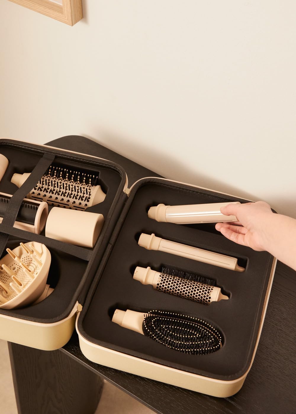 CREATE/ION STYLER PRO ADVANCE / 8-in-1-Ionen-Lufttrockner und Stylingbürste Sand/DC Brushless Motor,