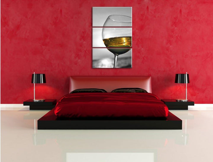 Pixxprint Wein in Gläsern am Meer schwarz/weiss / 3-Teilig/Gesamtmass 120cm Leinwandbild bespannt au