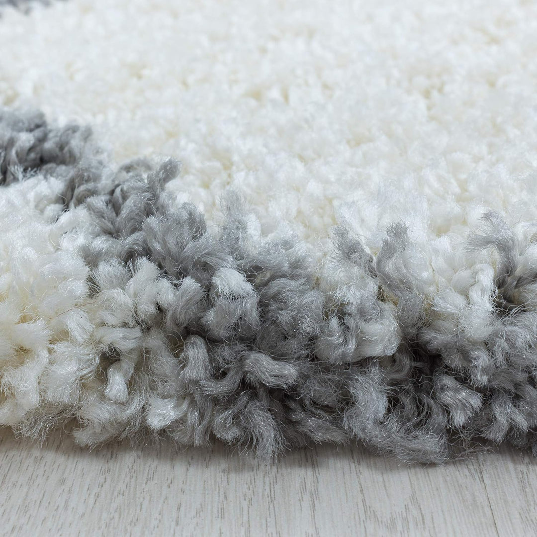 Hochflor Rund Teppich Wohnzimmer im Skandinavischen Stil Skandinavisches Design Flauschiger Langflor