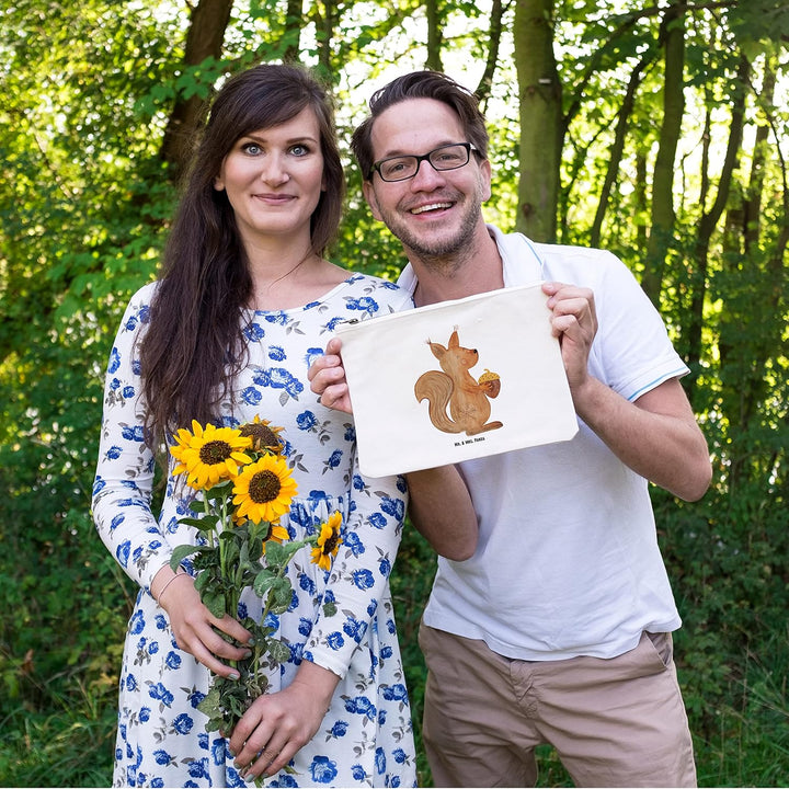 Mr. & Mrs. Panda Kosmetiktasche Eichhörnchen Weihnachtszeit Grösse M - Geschenk, Schlampermäppchen,