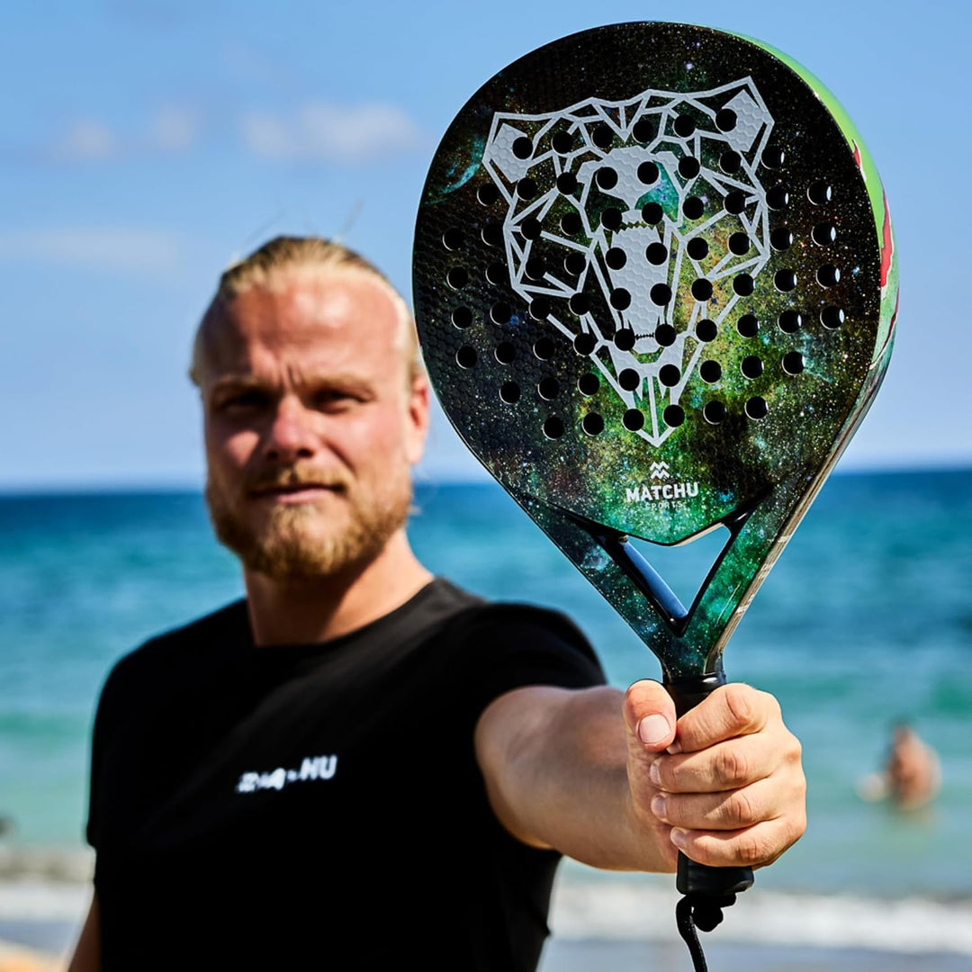 Matchu | Padel Schläger | Unisex | 100% Carbon-Rahmen, Glasfaser-Deckschicht und weicher Eva-Schaum