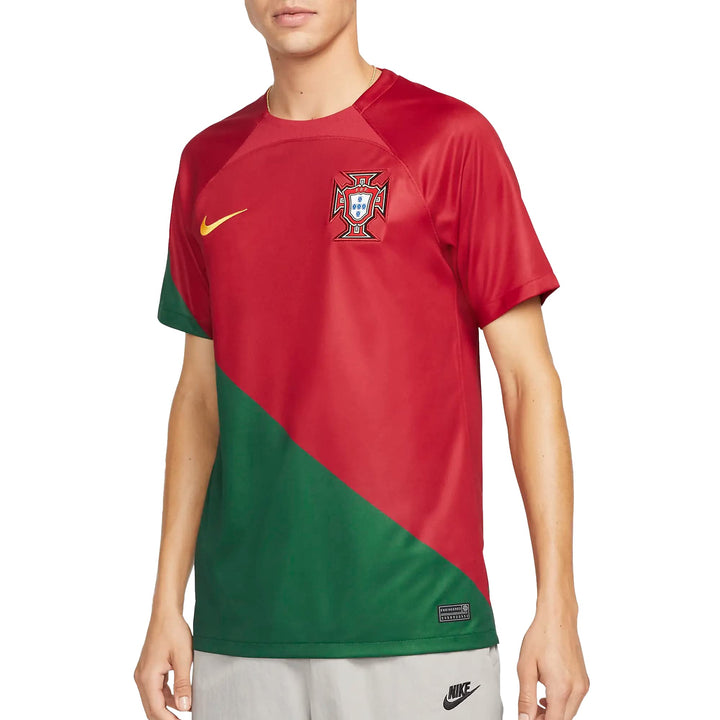 NIKE Herren Stad T-Shirt (1er Pack) XL Pepper Red/Pepper Red/Gold Dar, XL Pepper Red/Pepper Red/Gold