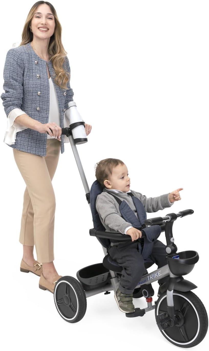 Chicco, 4in1 Trike, Metallrahmen, Eva-Gummiräder, 4-Punkt-Gurtsystem, Teleskopgriff und Abnehmbares