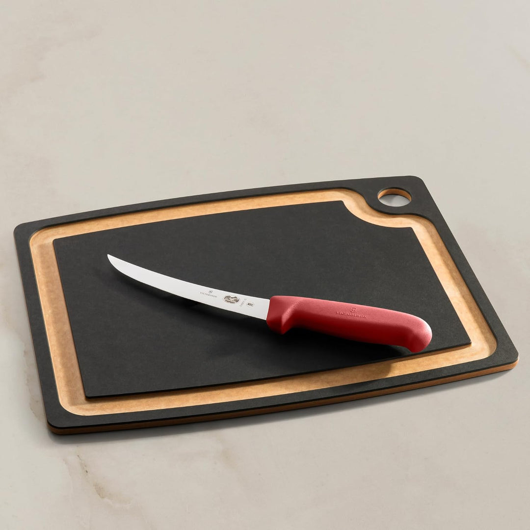 Victorinox Fibrox Ausbeinmesser, Scharfes Küchenmesser für Fleisch und Geflügel, 15 cm, Gebogene Kli