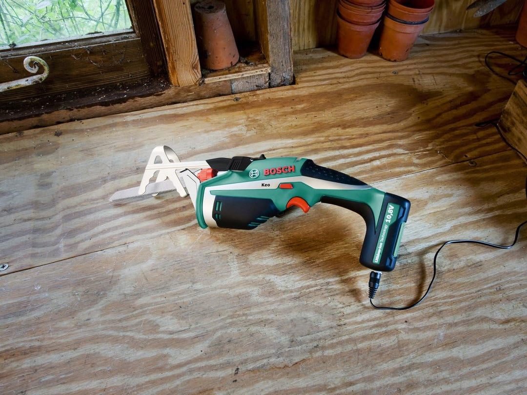 Bosch Akku Gartensäge Keo Basic (Lithium-Ionen-Akku, 10,8 Volt, im Karton) & Bosch Bosc Sägeblatt Se