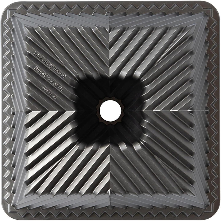 Nordic Ware Backform Bundt Squared Pan Aluminium Gold, 20,3cm x 20,3cm, NW 80577, Gold