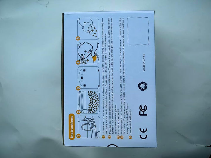 UFO Automatische Katze Langsame Feeder Interative Puzzle Spielzeug, 50g/1.76oz Katzenfutter Spender