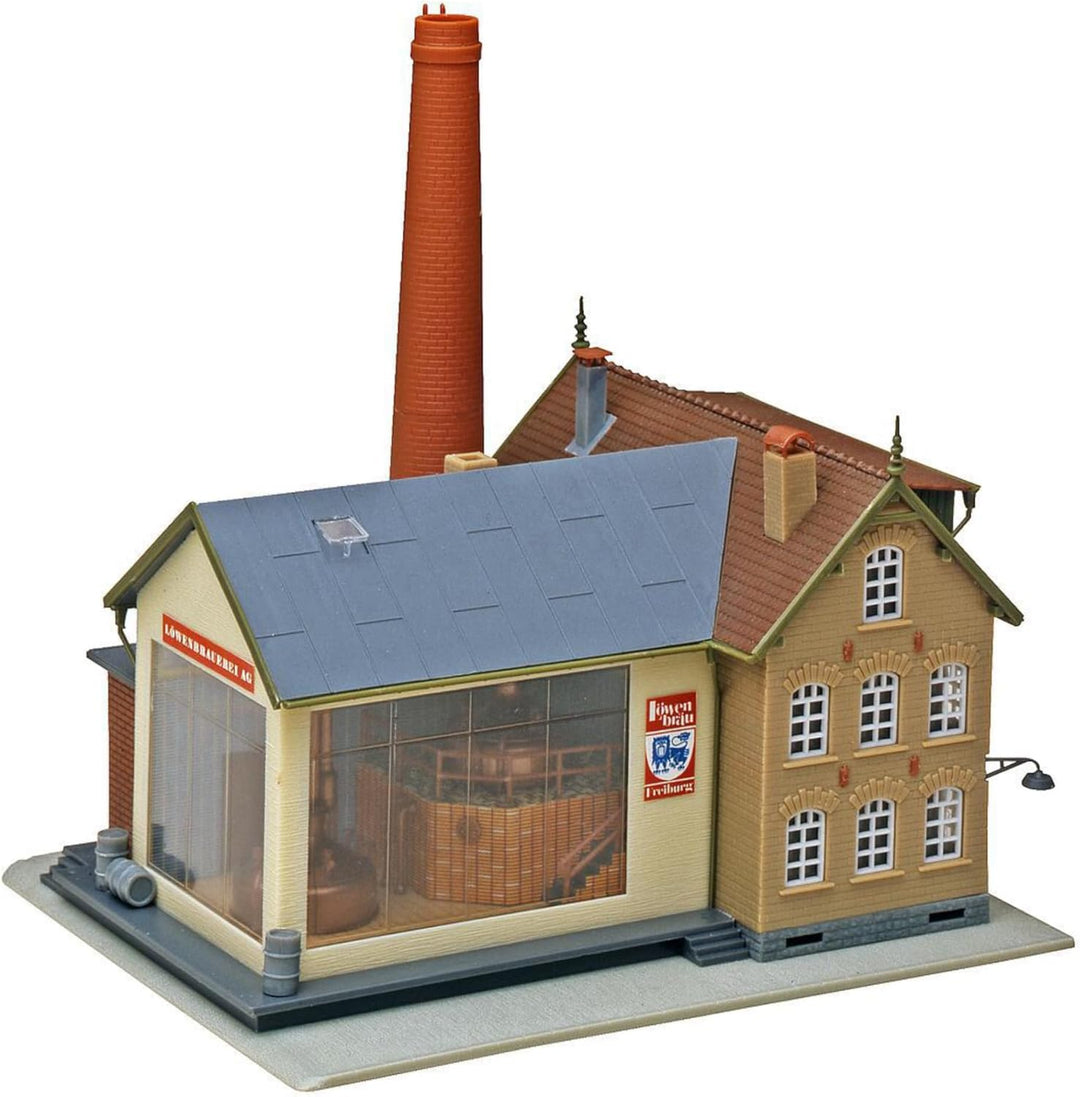FALLER Brauerei Modellbausatz mit 187 Einzelteilen 176 x 165 x 180 mm I Modelleisenbahn Zubehör H0 I