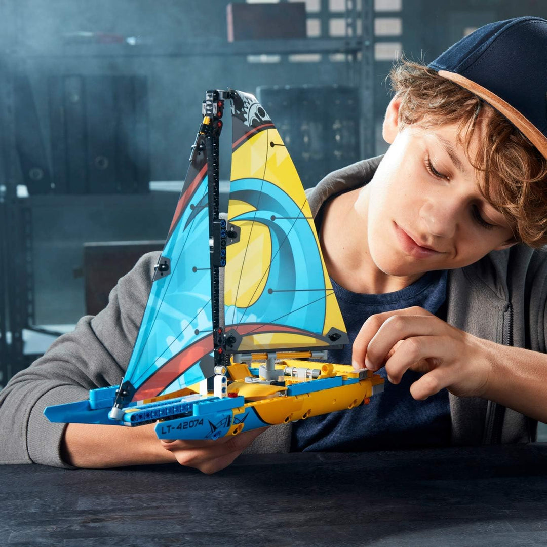LEGO 42074 Technic Rennyacht