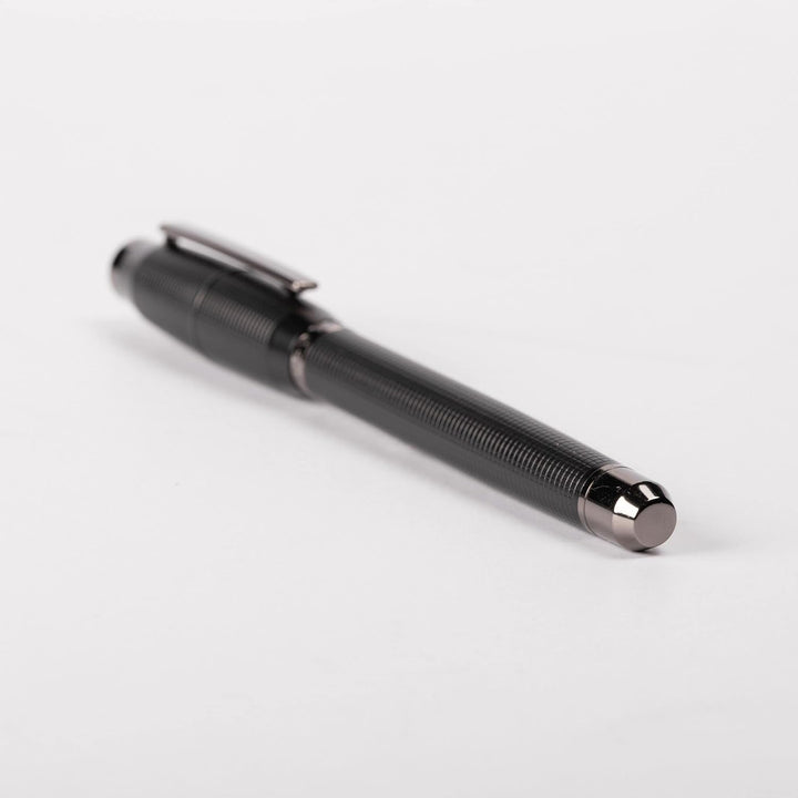 Hugo Boss Stifte-Set Cone Black HPBP263A (Kugelschreiber & Füllfederhalter) | Geschenkbox