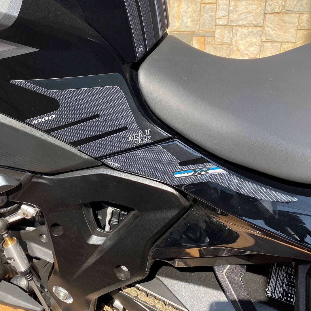 labelbike - 3D Aufkleber Motorrad-Tankseitenschutz kompatibel mit BMW S1000XR Triple Black 2020-2023