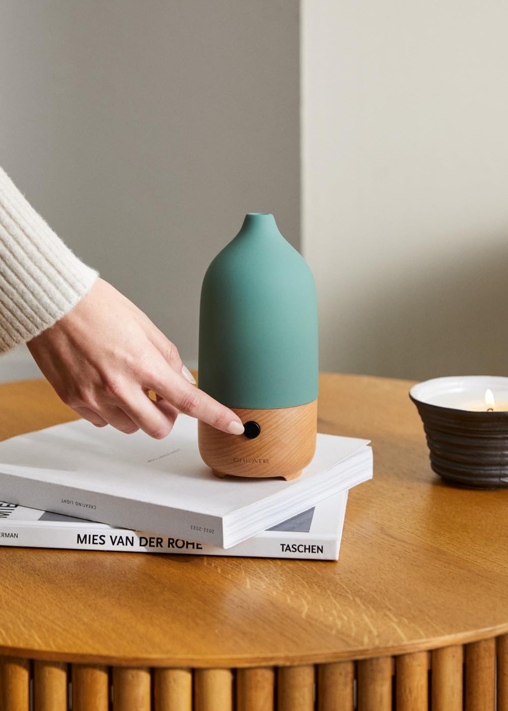 CREATE/AROMA CERAMIC/Aroma-Diffusor und Mini-Luftbefeuchter mit Beleuchtung Salbeigrün / 100ml Behäl