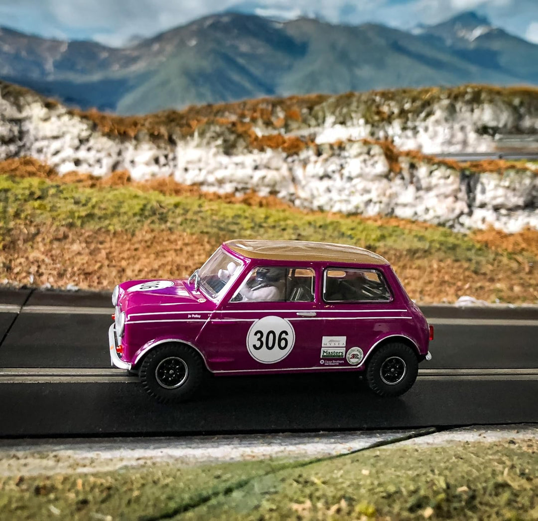 Scalextric C4545 Austin Mini Cooper S – Jo Polley Cars – Tourenwagen für Kinder ab 3 Jahren, Austin