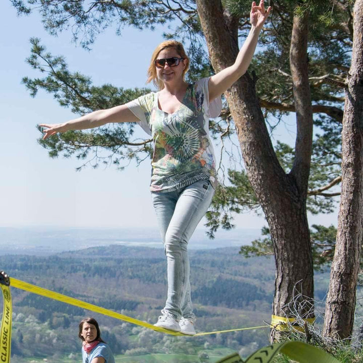 Gibbon Slacklines Classic Original Komplett-Set | 25m | TÜV Geprüft | Balance und Spass mit Trampoli