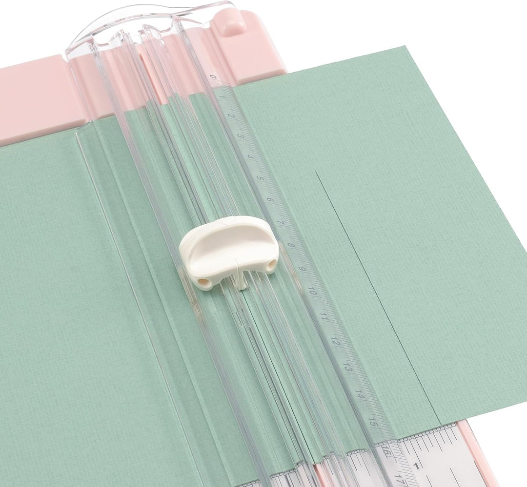 Vaessen Creative Papierschneider mit Falzbrett - Rosa - 15,2 x 30,5 cm - 2-in-1 Schneidemaschine für