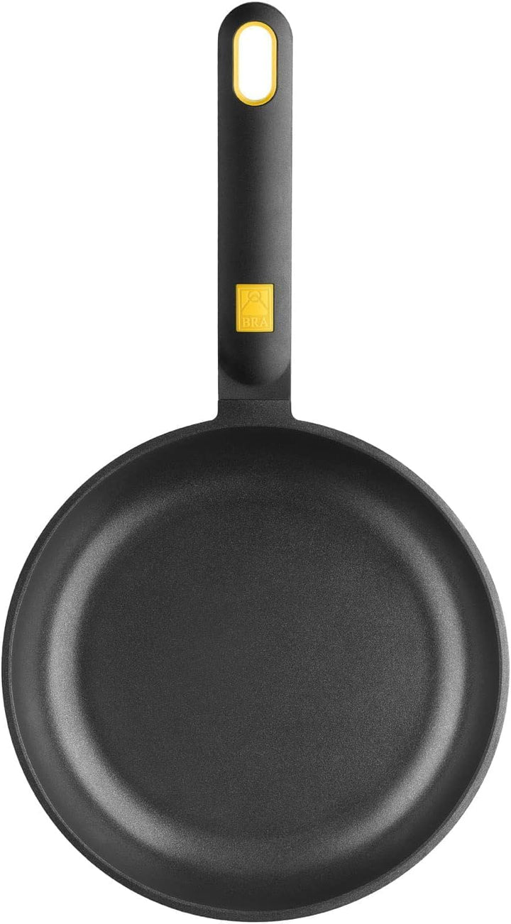 BRA Daily Pro | Bratpfanne 24 cm, schwarz und gelb, Aluminiumguss, Vollinduktion, dreischichtige Ant