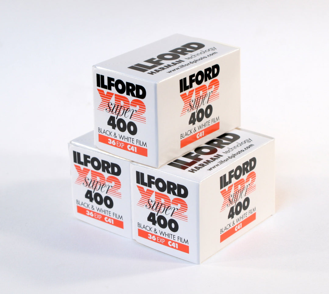 Ilford XP2 400, 35mm, 36 Belichtungen pro Rolle, 3 Rollen