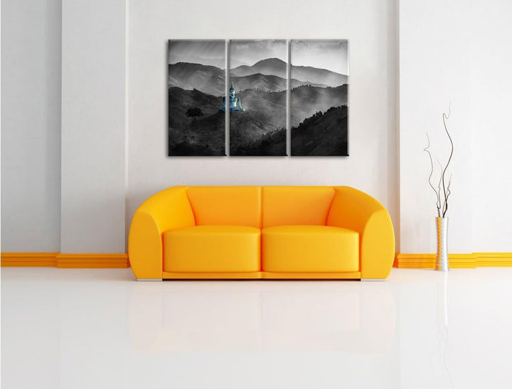 Pixxprint Buddha Bild im Tal der Dunkelheit B&W Detail 3-Teiler Leinwandbild 120x80 Bild auf Leinwan