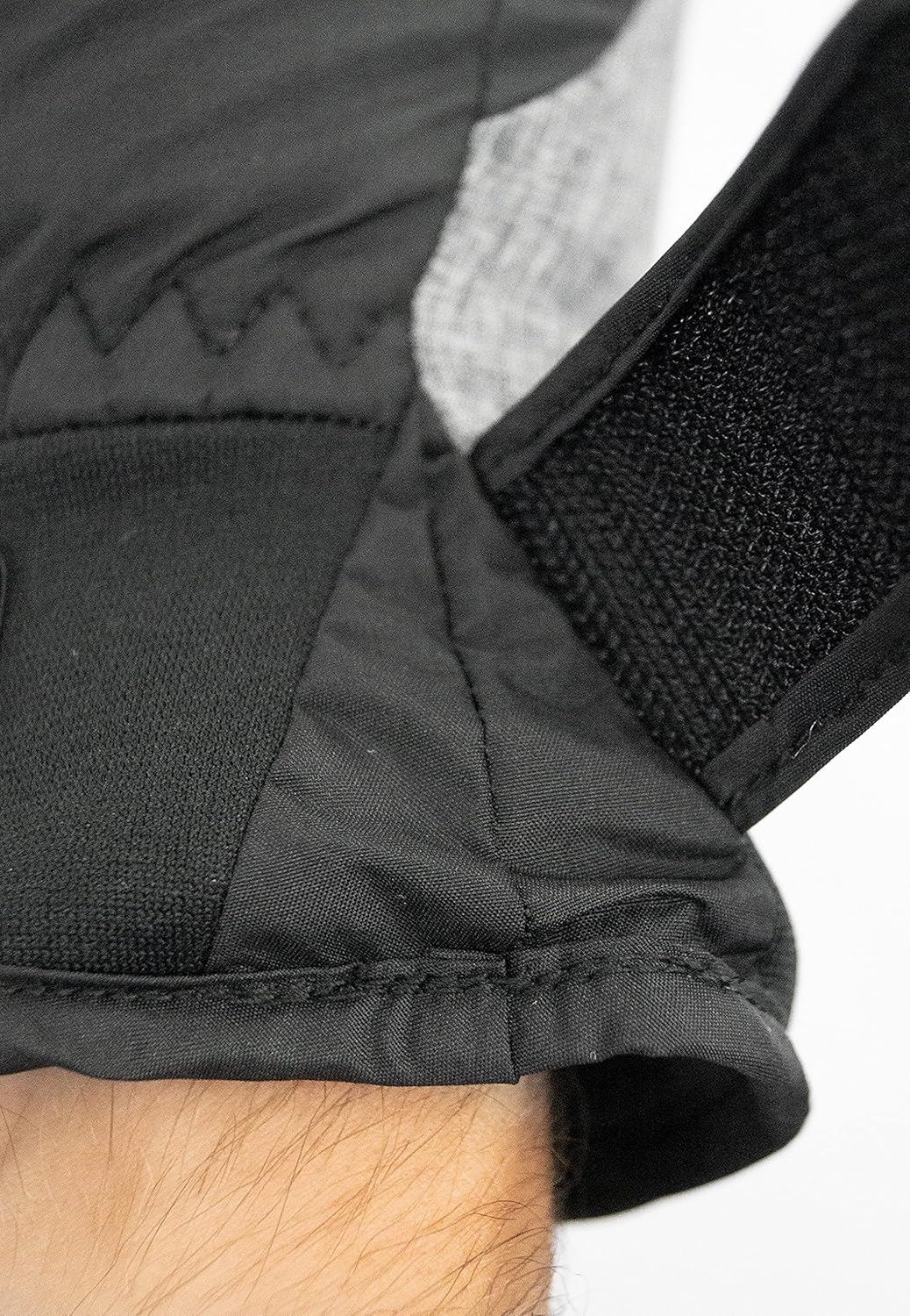 Reusch Jungen Bolt Gore-tex Junior Warmer, wasserdichter und atmungsaktiver Winterhandschuh 4 schwar
