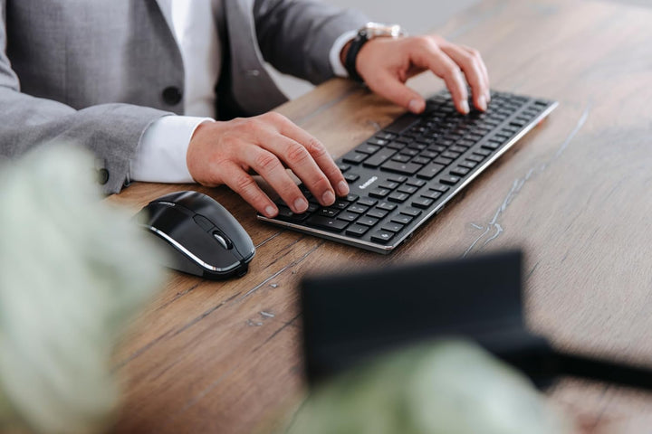 CHERRY MW 8C ERGO, Kabellose Maus Mit Ergonomischer Daumenauflage Für Rechtshänder, Verbindung Über