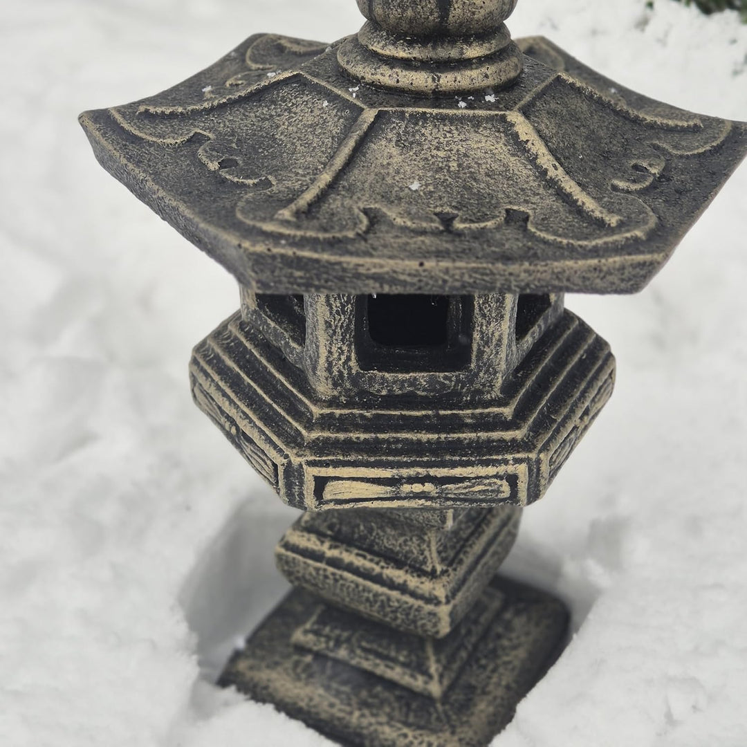 FABRIQ Japanische Gartenlaterne Yukimi-Doro 42 cm – Wetterfeste Steinlampe für Aussenbereich – Japan