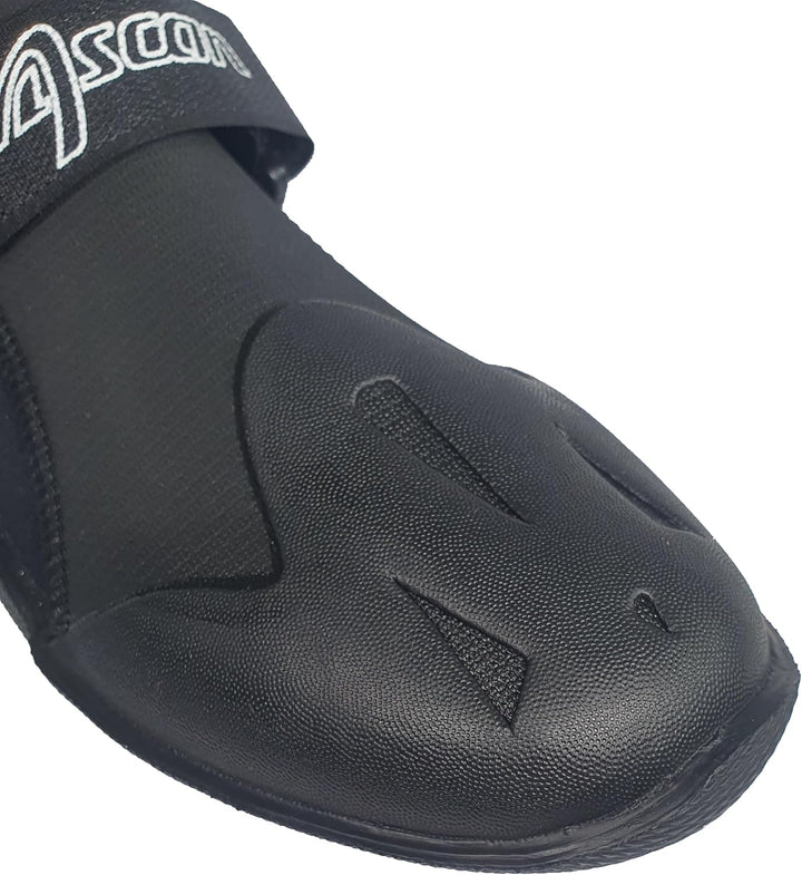 Ascan Jibe 5mm Neoprenschuh mit Klettverschluss an Schaft und RIST. Grossflächige Zehenverstärkung.